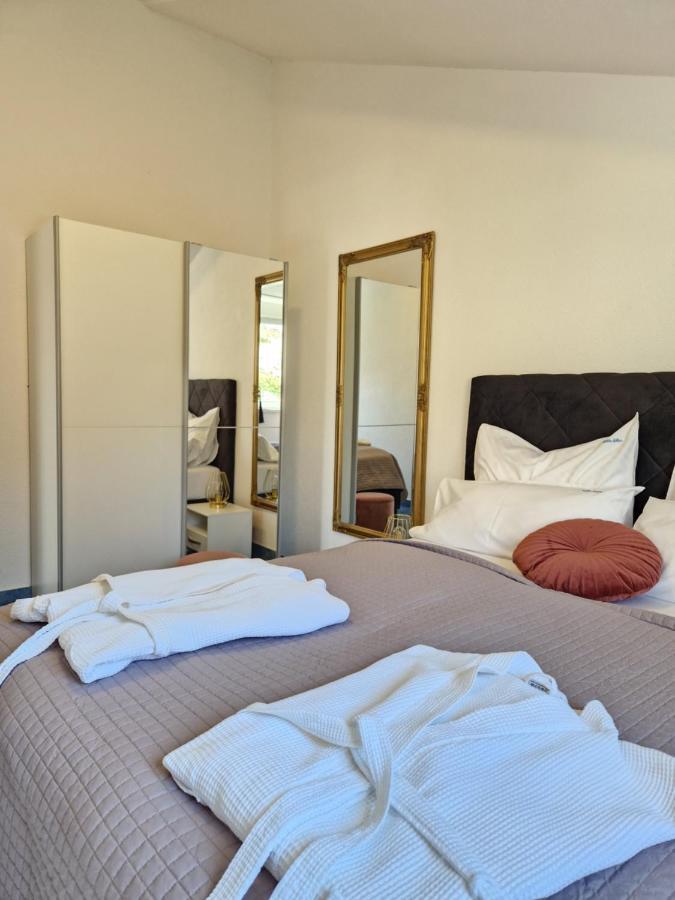 Luxury Apartments Silva With Sea View Okrug Gornji Eksteriør billede