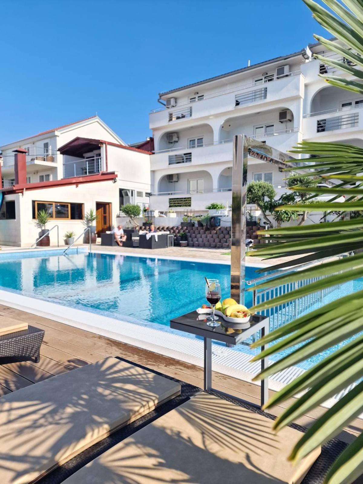 Luxury Apartments Silva With Sea View Okrug Gornji Eksteriør billede