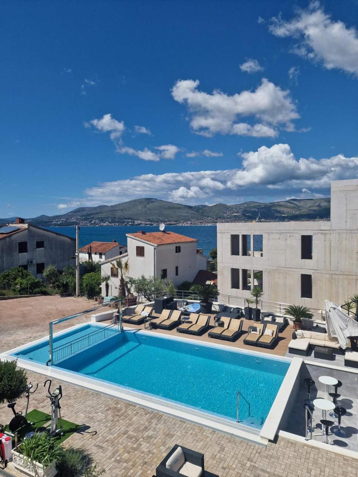 Luxury Apartments Silva With Sea View Okrug Gornji Eksteriør billede