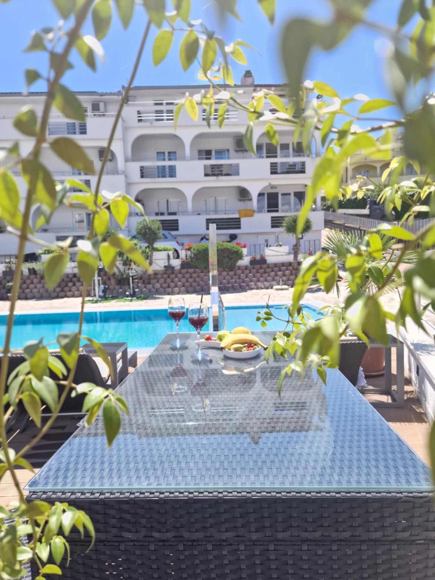 Luxury Apartments Silva With Sea View Okrug Gornji Eksteriør billede
